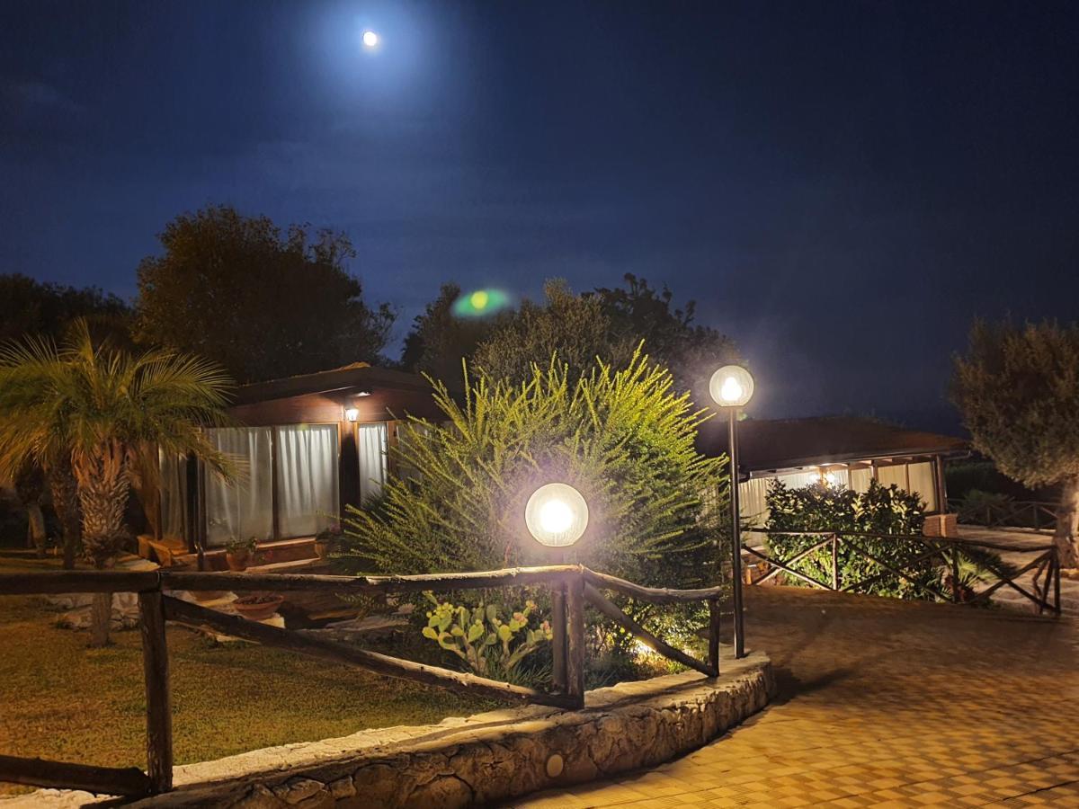 Casa Costanza * Syracuse